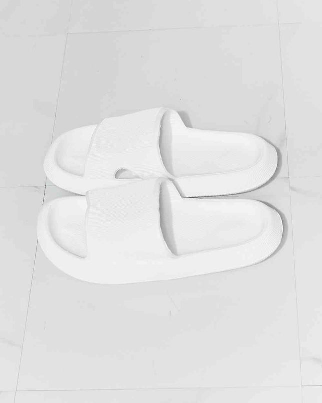 MMShoes Arms Around Me Open Toe Slide in White