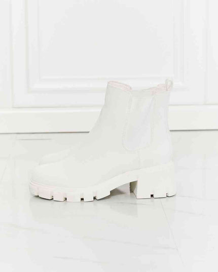 MMShoes Work For It Matte Lug Sole Chelsea Boots in White