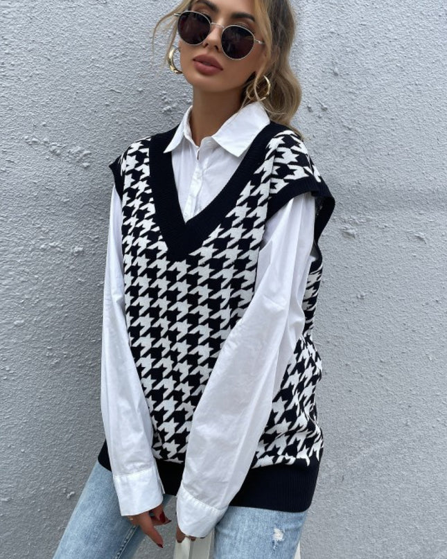 Houndstooth Ribbed V-Neck Sweater Vest