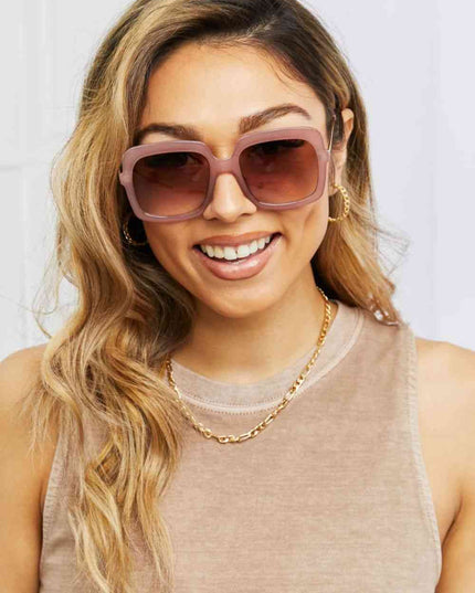 Square Metal-Plastic Hybrid Temple Sunglasses