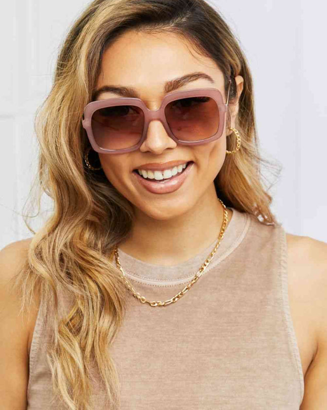 Square Metal-Plastic Hybrid Temple Sunglasses