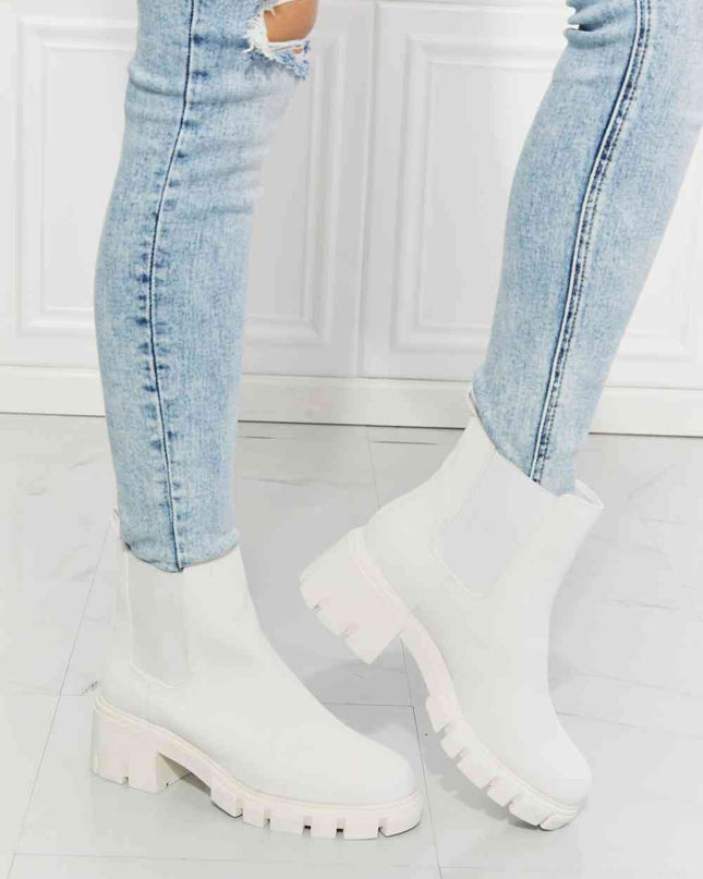 MMShoes Work For It Matte Lug Sole Chelsea Boots in White