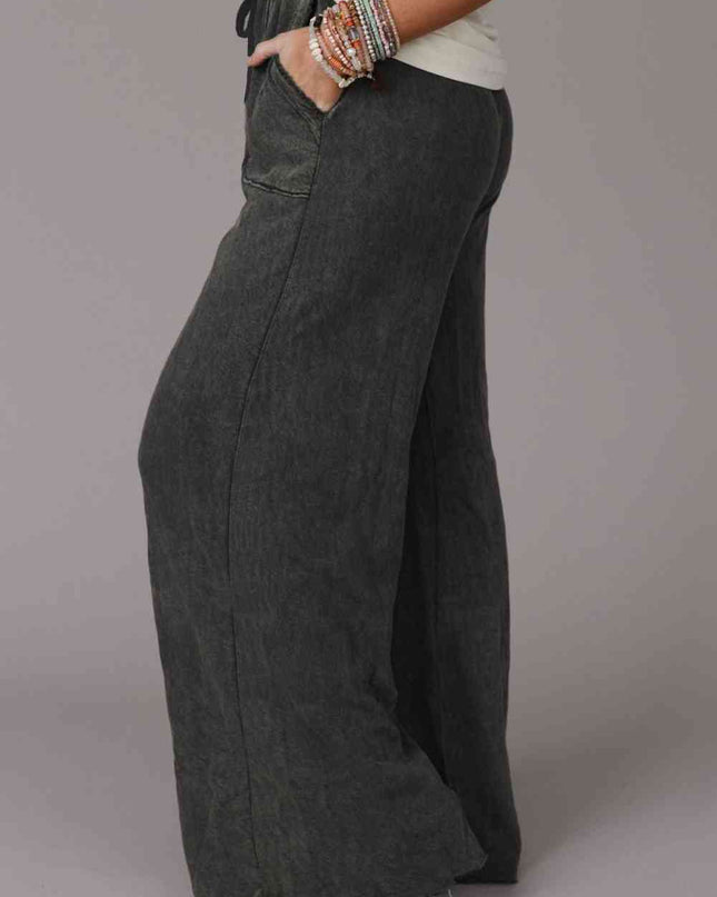 Wide Leg Pocketed Pants