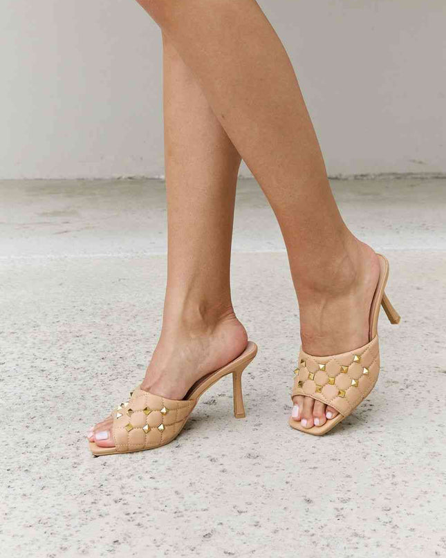 Forever Link Square Toe Quilted Mule Heels in Nude