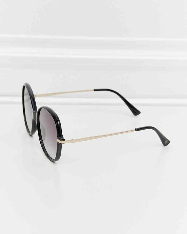 Metal-Plastic Hybrid Full Rim Sunglasses