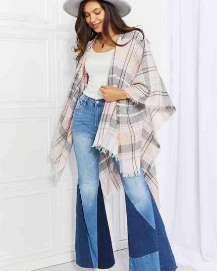Leto Punch of Plaid Lightweight Poncho
