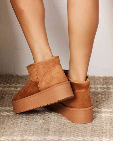 Legend Women's Fleece Lined Chunky Platform Mini Boots