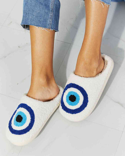MMShoes Eye Plush Slipper