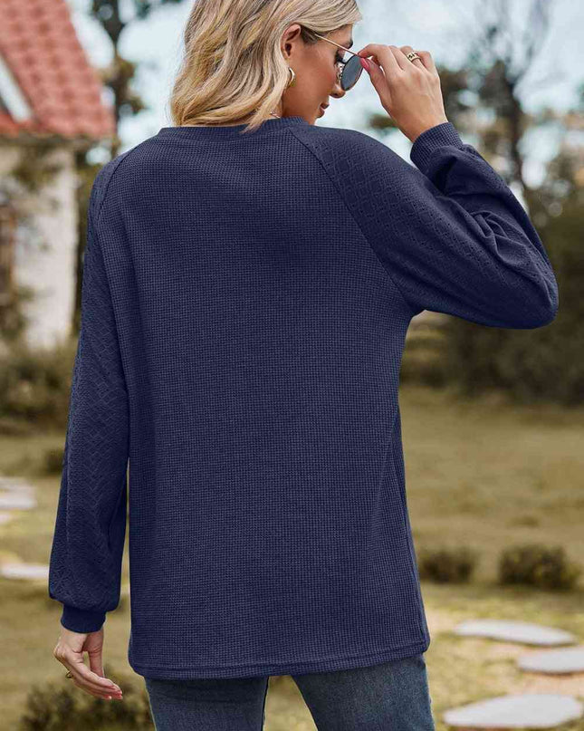 Round Neck Raglan Sleeve Sweatshirt