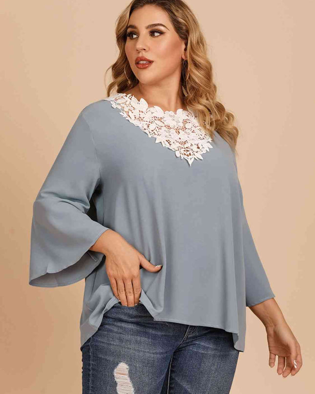 Plus Size Contrast Spliced Lace Three-Quarter Sleeve Blouse