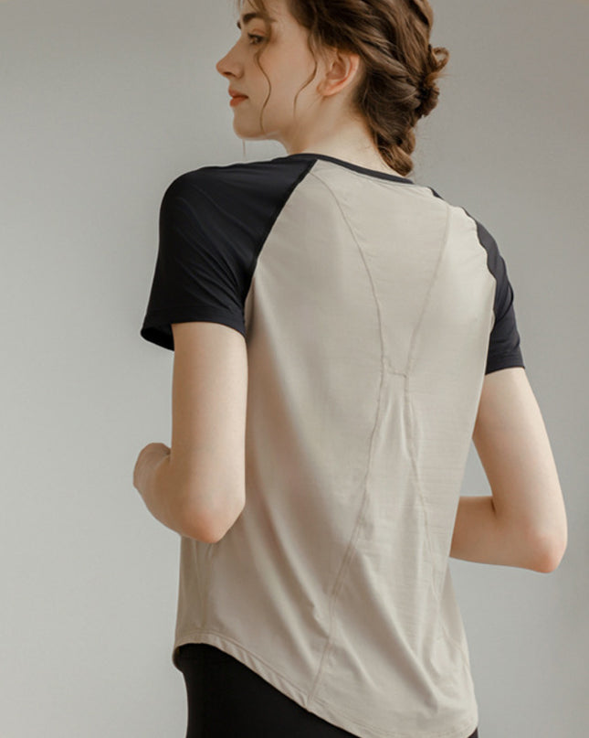 Round Neck Short Raglan Sleeve T-Shirt