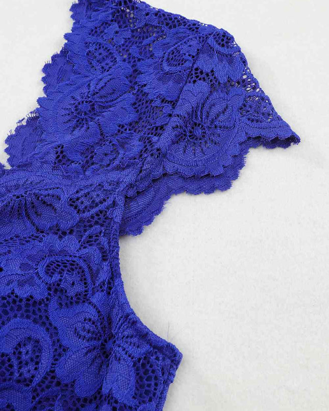Ruched Sweetheart Neck Lace Bodysuit