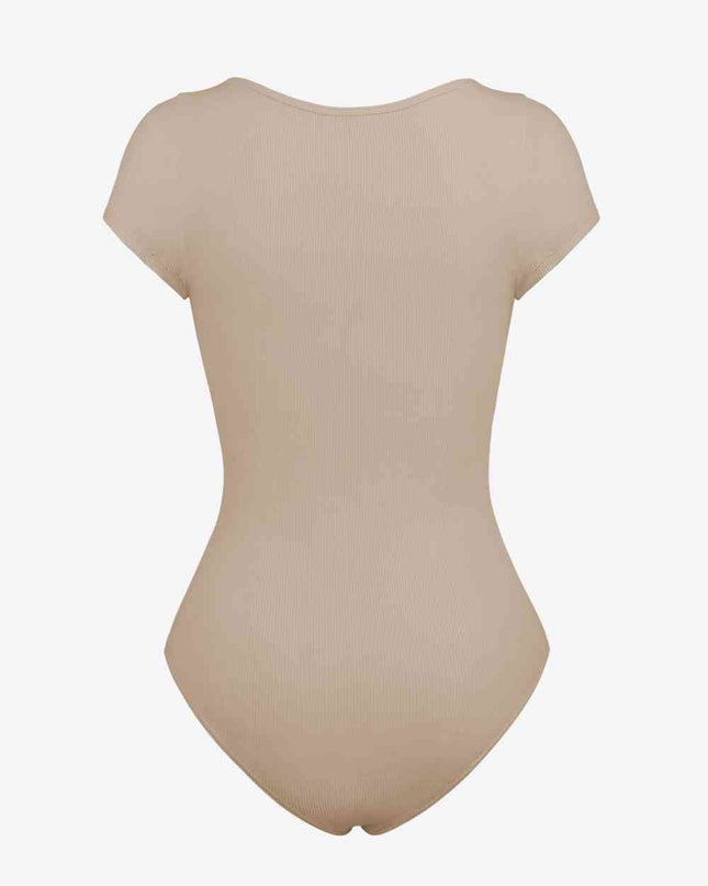 Scoop Neck Short Sleeve Bodysuit