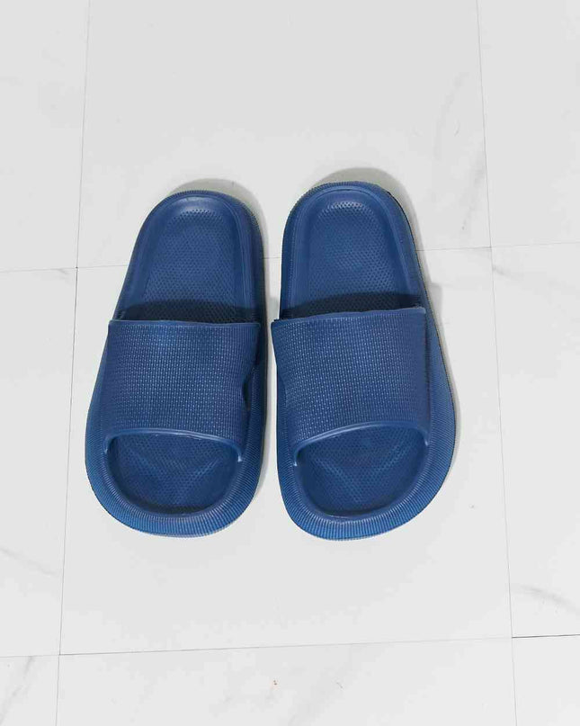 MMShoes Arms Around Me Open Toe Slide in Navy