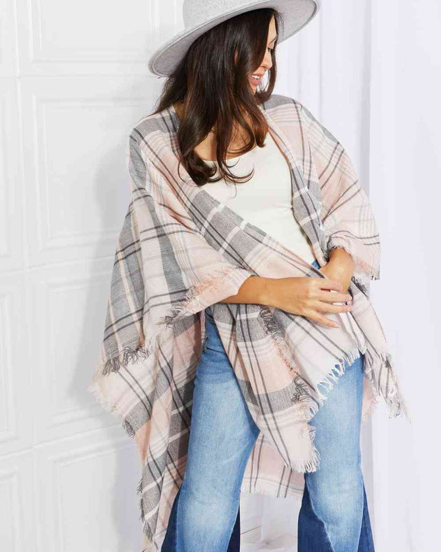 Leto Punch of Plaid Lightweight Poncho