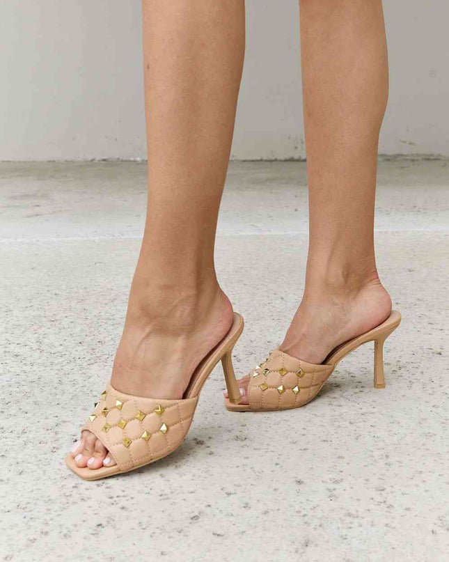 Forever Link Square Toe Quilted Mule Heels in Nude