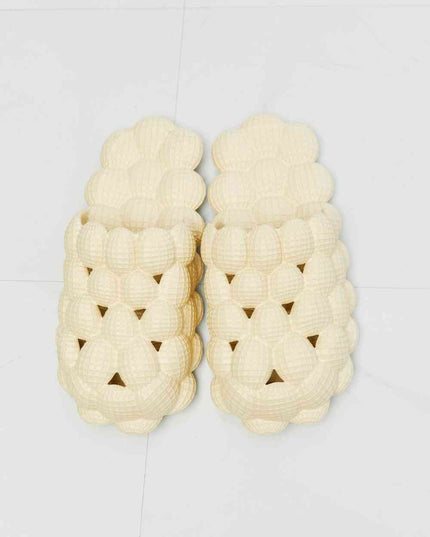 NOOK JOI Laid Back Bubble Slides in Khaki