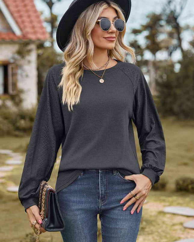 Round Neck Raglan Sleeve Sweatshirt