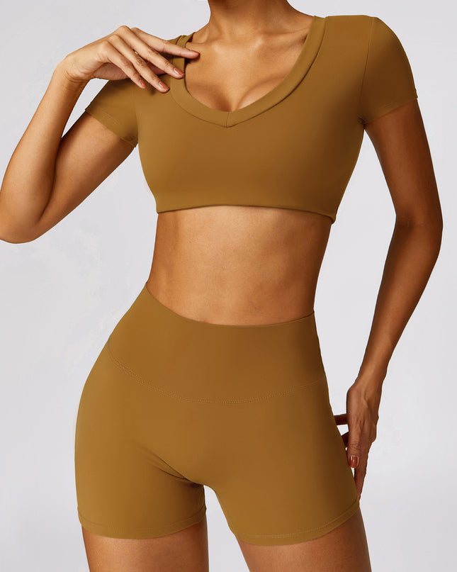 Scoop Neck Short Sleeve Cropped Active T-Shirt