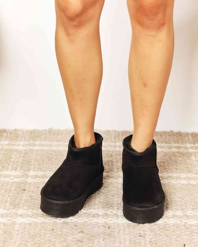 Legend Women's Fleece Lined Chunky Platform Mini Boots