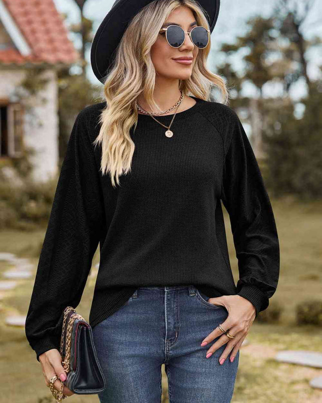Round Neck Raglan Sleeve Sweatshirt