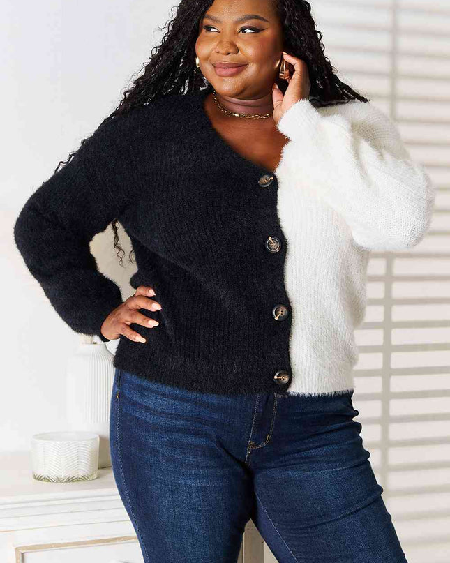 Woven Right Contrast Button-Front V-Neck Cardigan