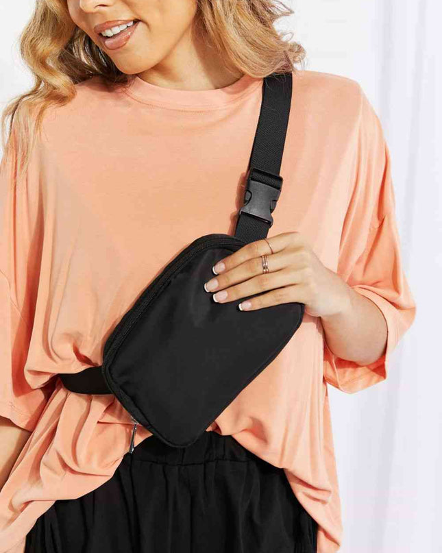 Buckle Zip Closure Fanny Pack