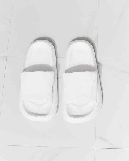 MMShoes Arms Around Me Open Toe Slide in White