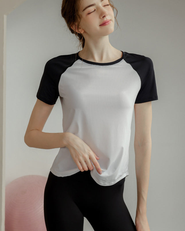 Round Neck Short Raglan Sleeve T-Shirt