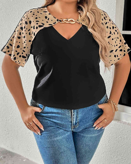Plus Size Chain Detail V-Neck Raglan Sleeve Blouse