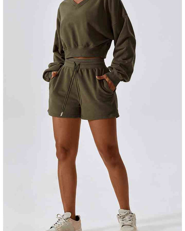 Drawstring Smocked Waist Sports Shorts