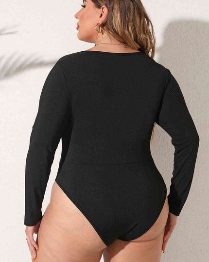 Plus Size Round Neck Long Sleeve Bodysuit
