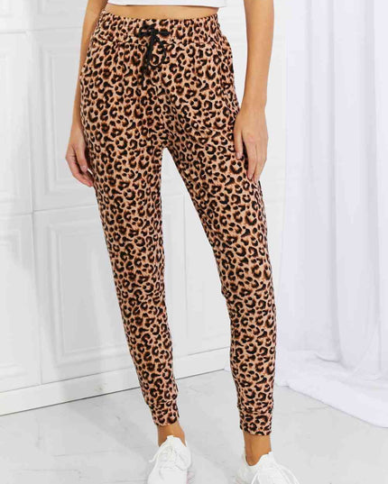 Leggings Depot Full Size Spotted Downtown Leopard Print Joggers