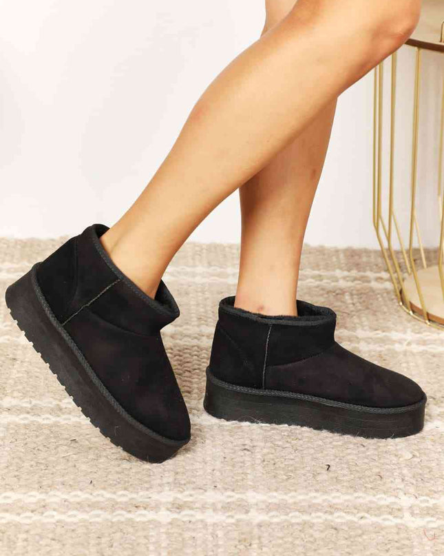 Legend Women's Fleece Lined Chunky Platform Mini Boots