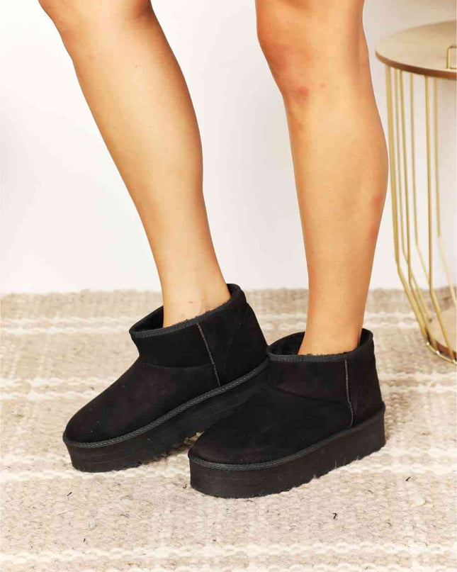 Legend Women's Fleece Lined Chunky Platform Mini Boots