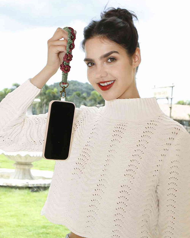 Flower Shape Wristlet Alloy Closure Macrame Key Chain