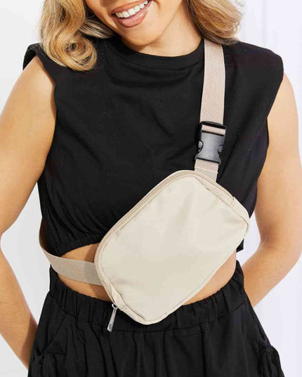 Buckle Zip Closure Fanny Pack