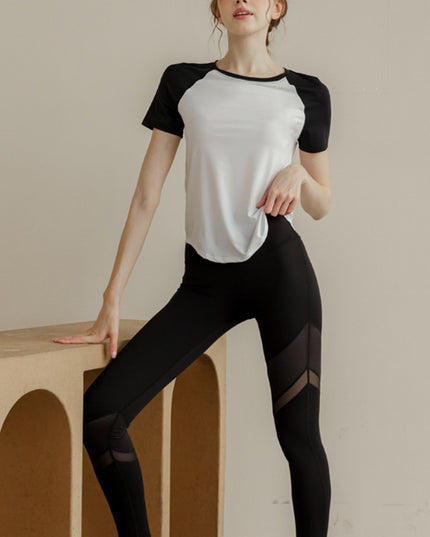 Round Neck Short Raglan Sleeve T-Shirt